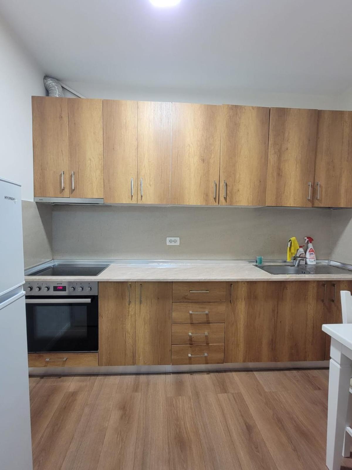 Appartement Ajla Komuna Apartament à Tirana Extérieur photo