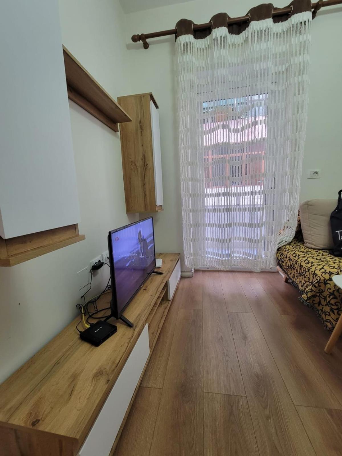 Appartement Ajla Komuna Apartament à Tirana Extérieur photo