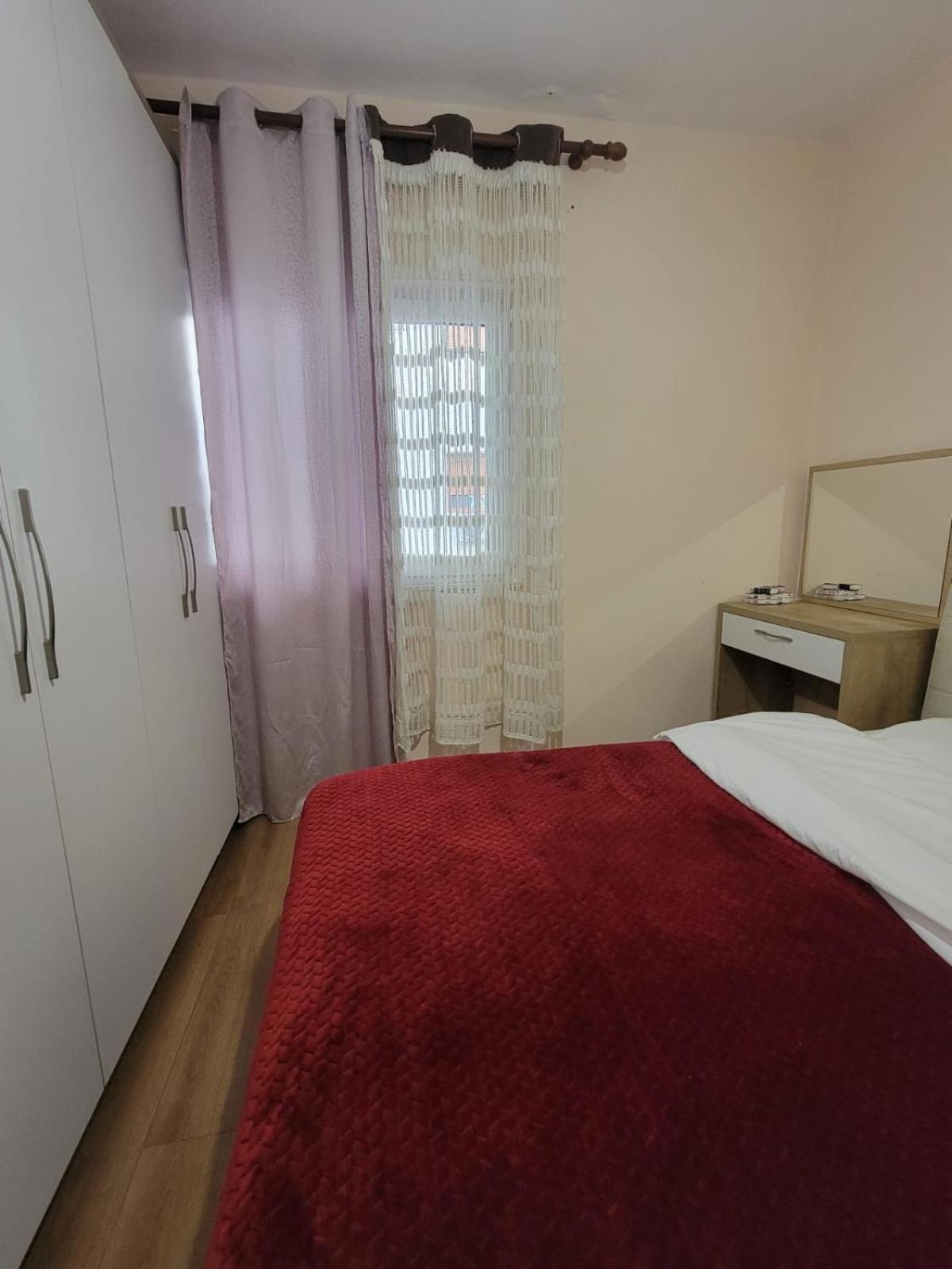 Appartement Ajla Komuna Apartament à Tirana Extérieur photo