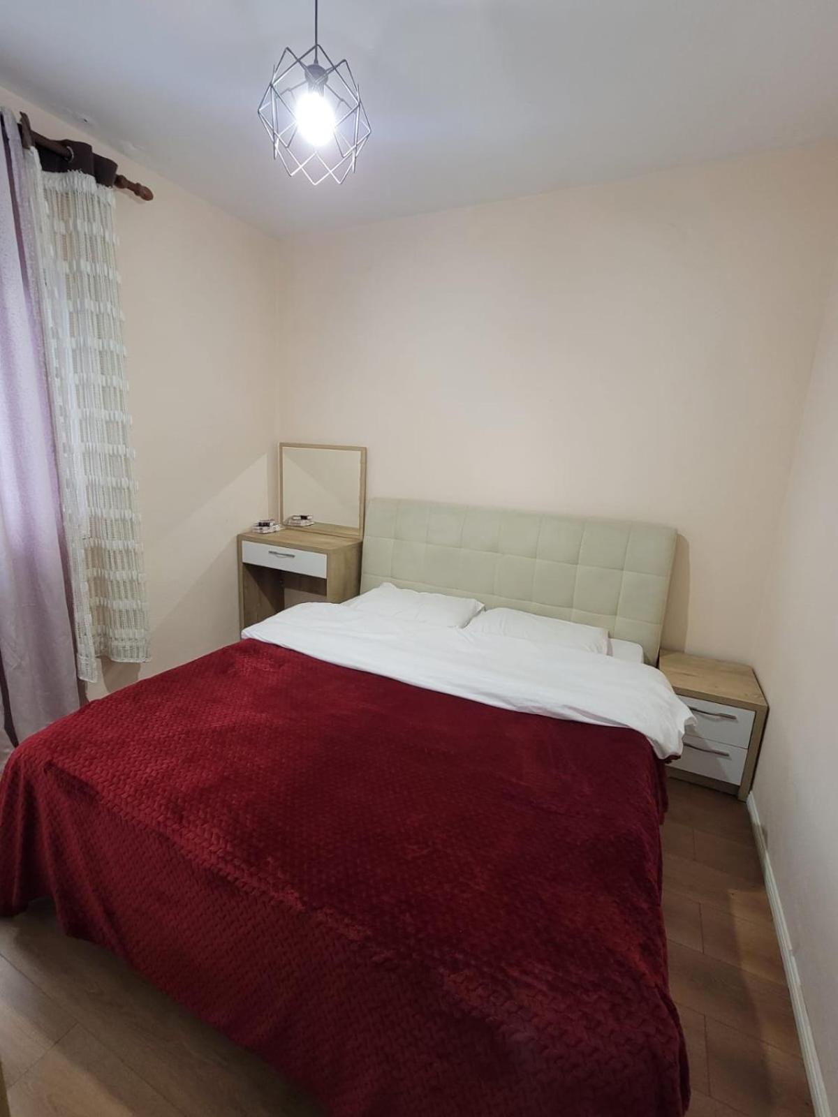 Appartement Ajla Komuna Apartament à Tirana Extérieur photo
